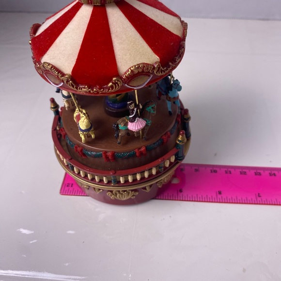 Mr. Christmas Mini 5" Musical Animated Carousel Plays Jingle Bells - Picture 12 of 12